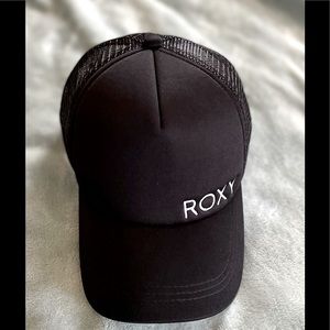 Roxy // Fishline Trucker Hat